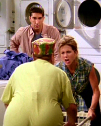 Friends, Season 1 Episode 05: The One with the East German Laundry Detergent 