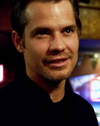 Justified, S03E10: Guy Walks Into A Bar