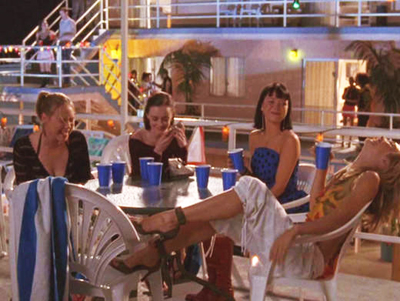 Gilmore Girls, S04E17: Girls in Bikinis, Boys Doin' the Twist Trivia Quiz