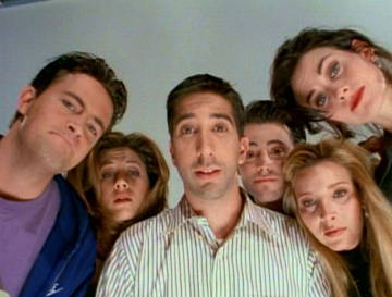 Friends ». Cinq scènes de la série qui ont (très) mal vieilli